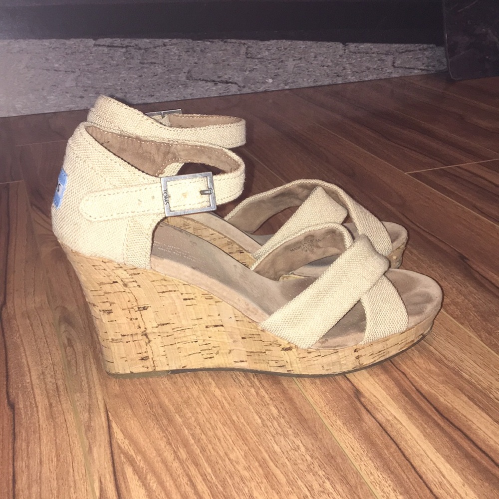 Toms: wedge sandals